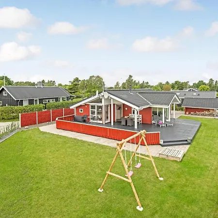 3 Bedroom In Juelsminde Feriehus *