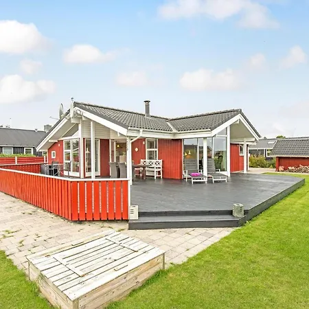 Vakantiehuis Geweldig Met 3 Slaapkamers In