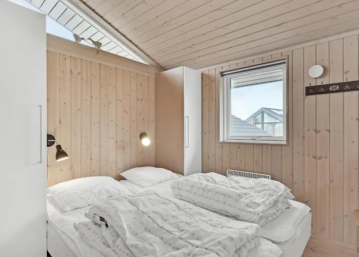 3 Bedroom Awesome In Juelsminde * Sonderby (Midtjylland)